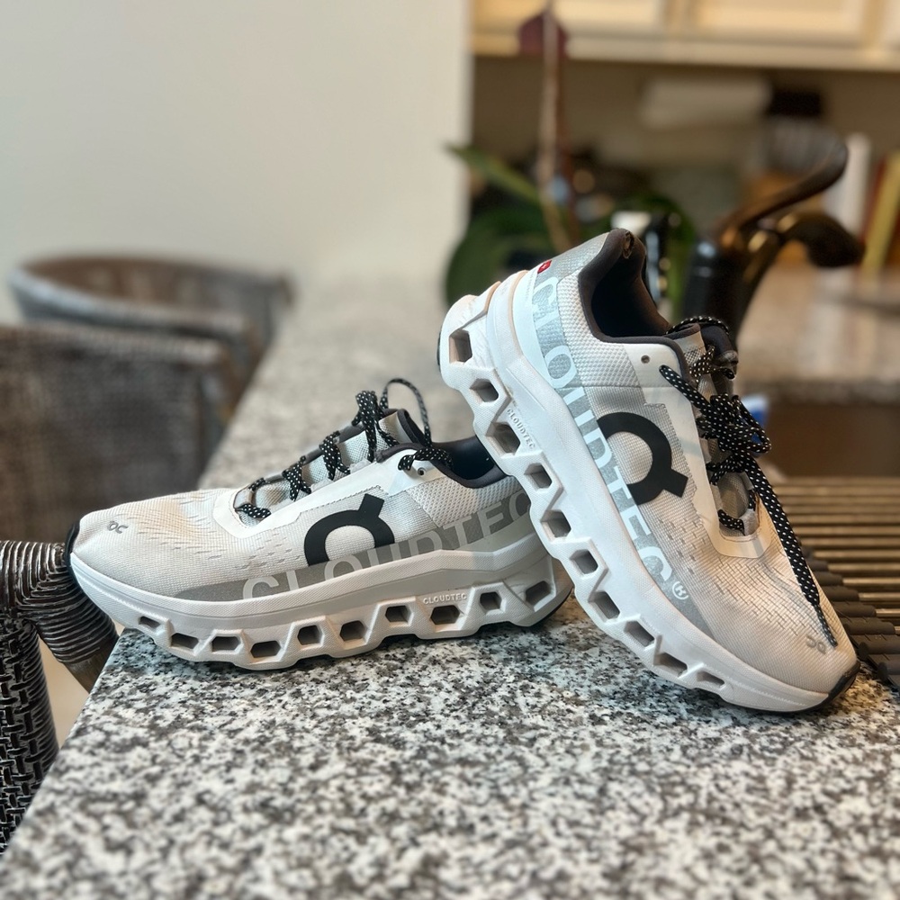 On Cloudmonster Women's Cloudtec Running Shoes - image 1